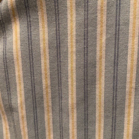 L.L Bean  mens button down shirt, XL, traditional fit. - Picture 5 of 5